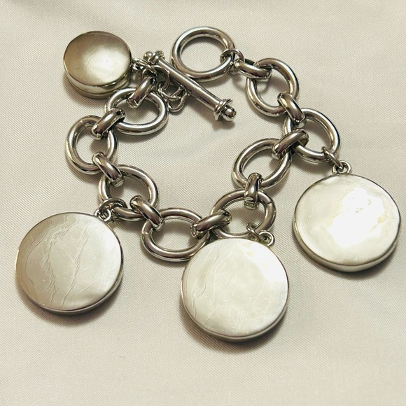 🔥NWOT🔥RARE Tory Burch Iridescent Charm Bracelet - Picture 12 of 13